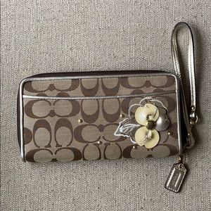 Gold Coach wristlet / wallet